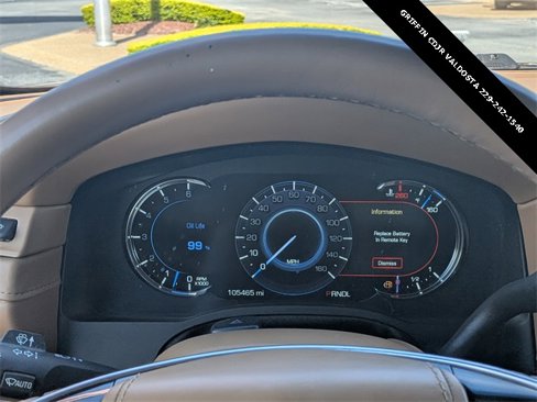 Used 2017 Cadillac Escalade Platinum image 31
