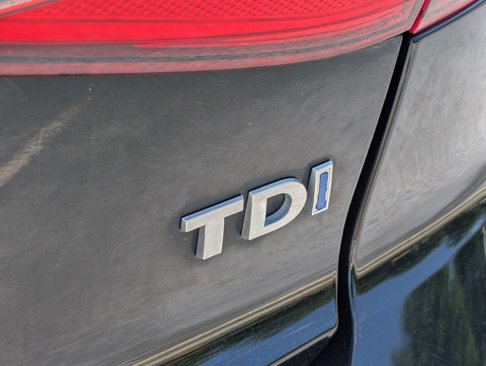Used 2015 Volkswagen Jetta TDI S image 3