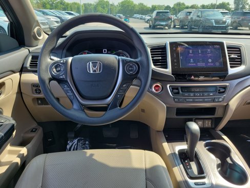 Used 2017 Honda Pilot EX image 10