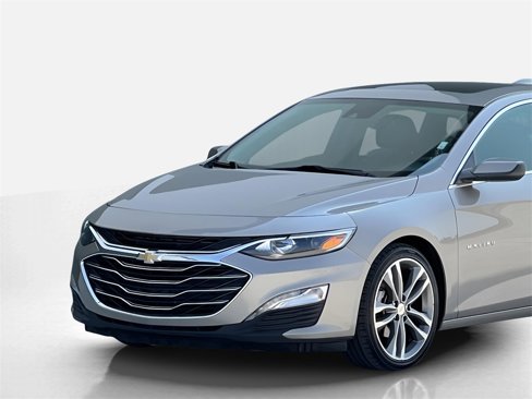 Used 2023 Chevrolet Malibu LT w/ Driver Confidence Package image 11