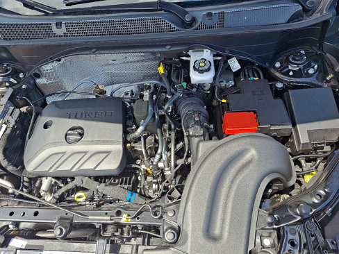 Used 2023 Buick Encore GX Essence w/ Experience Buick Package image 29
