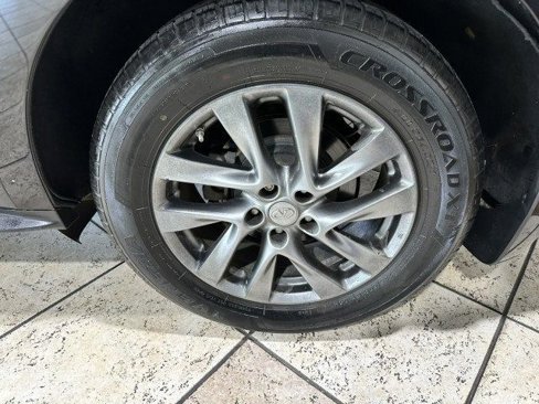 Used 2015 INFINITI QX60 AWD w/ Cargo Package image 8