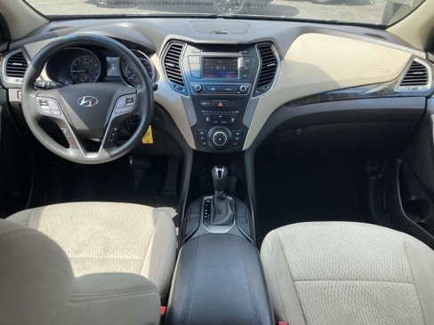 Used 2018 Hyundai Santa Fe Sport image 10