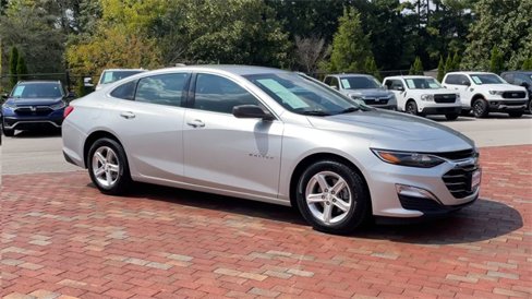 Used 2020 Chevrolet Malibu LS image 4