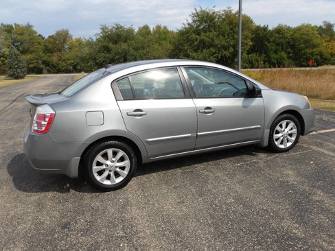 Used 2012 Nissan Sentra 2.0 SL w/ Navigation Pkg image 11