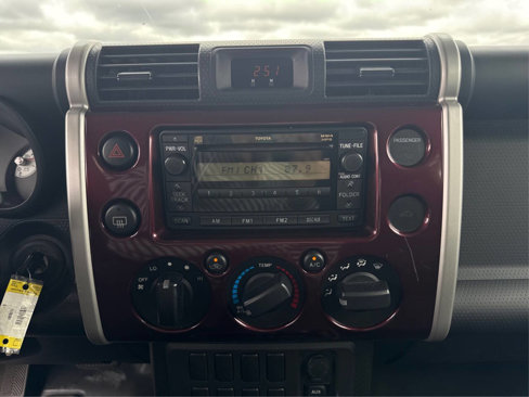 Used 2007 Toyota FJ Cruiser 4WD image 16