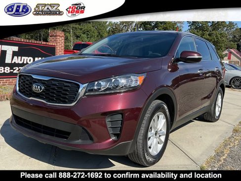 Used 2019 Kia Sorento LX image 3