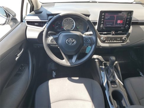 Used 2021 Toyota Corolla LE image 26