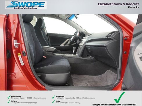 Used 2011 Toyota Camry SE image 10