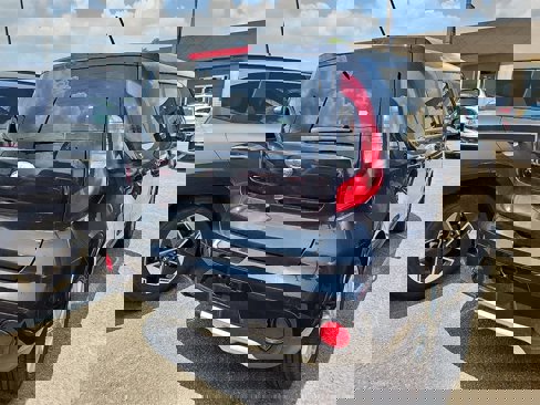 Used 2018 Kia Soul + image 3