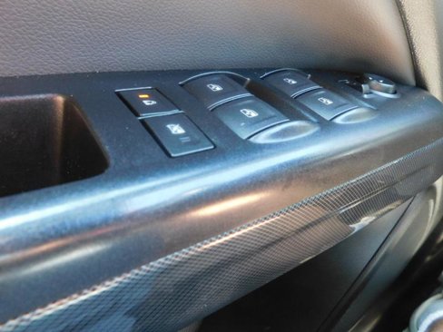 Used 2020 Chevrolet Colorado Z71 image 30
