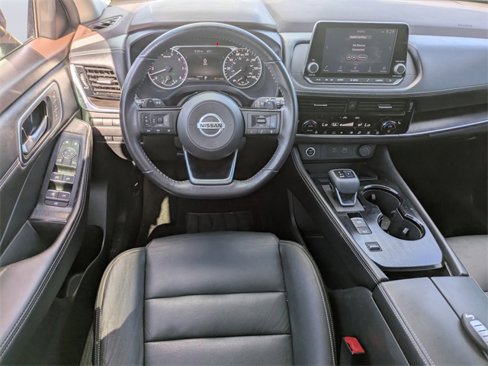 Used 2021 Nissan Rogue SL image 16