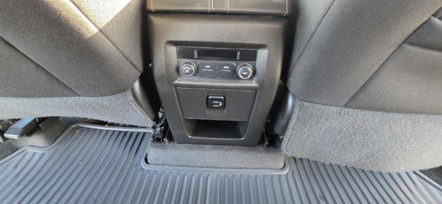 Used 2018 Chevrolet Traverse LT image 12