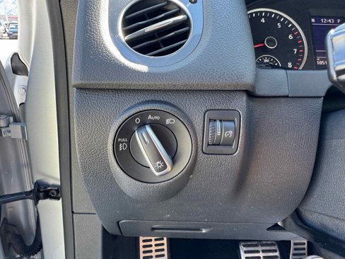 Used 2016 Volkswagen Tiguan R-Line image 26
