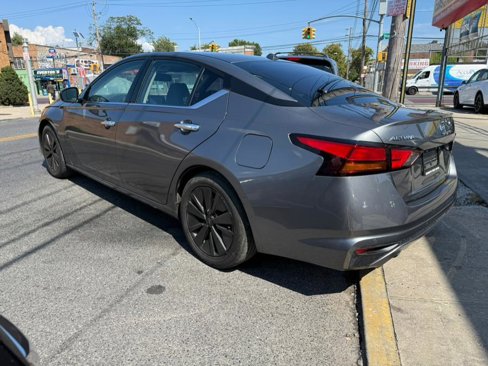 Used 2019 Nissan Altima 2.5 SL image 6