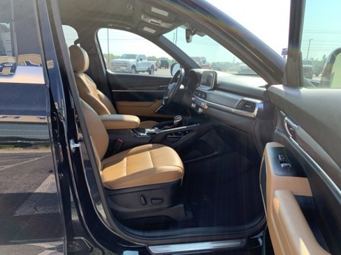 Used 2022 Kia Telluride SX w/ Towing Package image 14