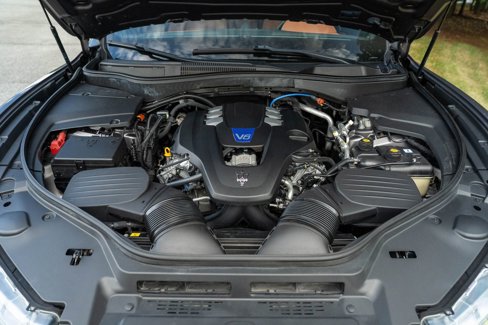 Used 2022 Maserati Levante Modena image 14