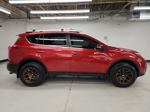 Used 2013 Toyota RAV4 XLE image 4