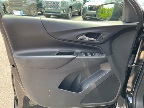 Used 2022 Chevrolet Equinox LT image 16