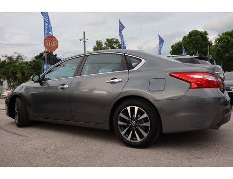 Used 2017 Nissan Altima 2.5 SL image 4