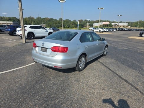 Used 2012 Volkswagen Jetta Sedan image 3