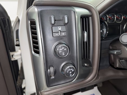 Used 2015 Chevrolet Silverado 1500 LTZ Z71 w/ LTZ Plus Package image 17
