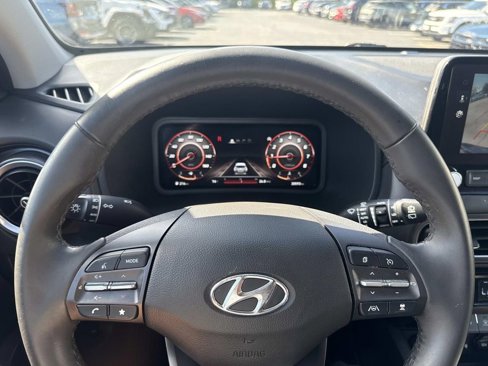 Used 2022 Hyundai Kona Limited image 28