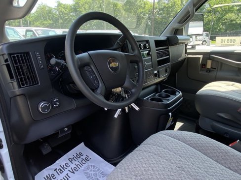 New 2025 Isuzu NPR image 30
