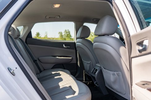 Used 2018 Kia Optima EX image 13