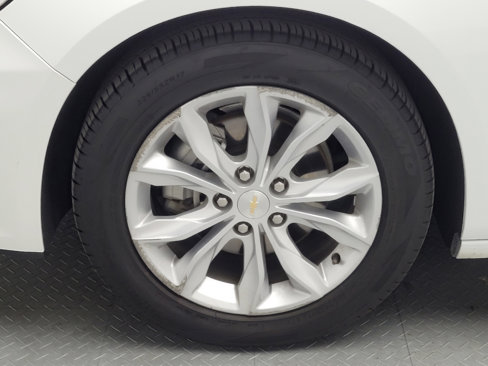 Used 2023 Chevrolet Malibu LT image 31