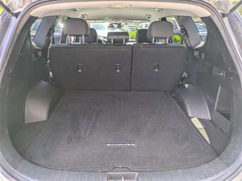 Used 2019 Hyundai Santa Fe SE image 16