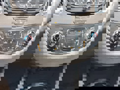 Used 2021 Chevrolet Malibu LT image 15