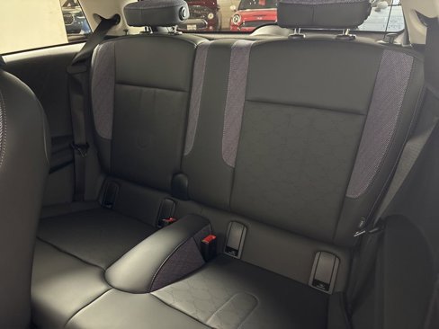 New 2025 MINI Cooper 2-Door Hardtop image 25