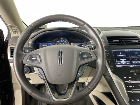 Used 2016 Lincoln MKZ Hybrid image 28