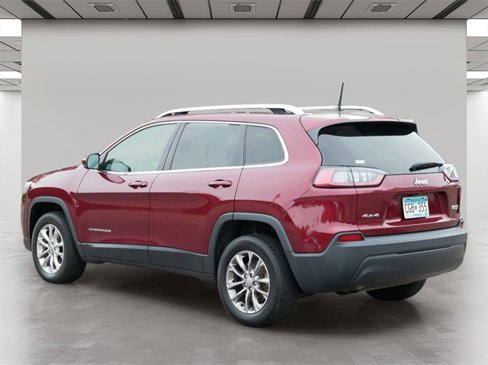 Used 2019 Jeep Cherokee Latitude Plus w/ Cold Weather Group image 4