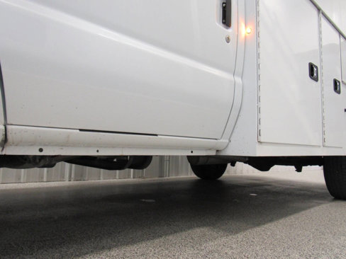 Used 2015 Ford E-350 and Econoline 350 Super Duty image 31