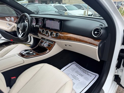 Used 2019 Mercedes-Benz E 300 4MATIC w/ Premium 1 Package image 45