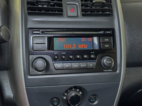 Used 2018 Nissan Versa SV image 33