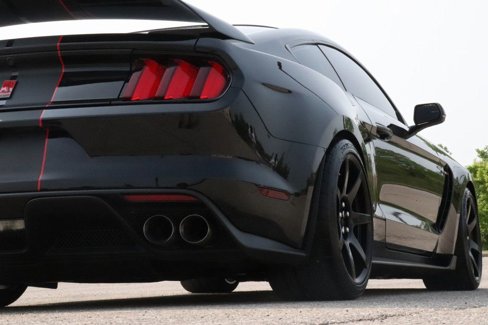 Used 2018 Ford Mustang Shelby GT350R w/ GT350R Equipment Group 920A image 14