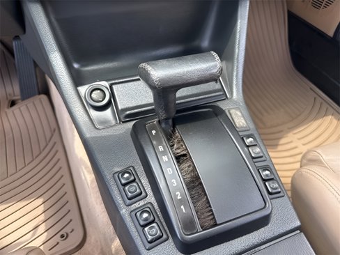 Used 1990 BMW 325i Convertible image 14