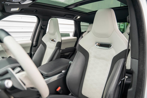 Used 2022 Land Rover Range Rover Sport SVR Carbon Edition image 15