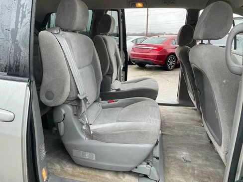 Used 2006 Toyota Sienna CE image 15