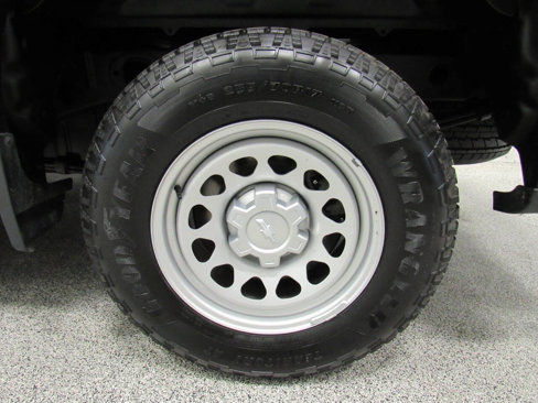 Used 2022 Chevrolet Silverado 1500 W/T w/ WT Value Package image 11