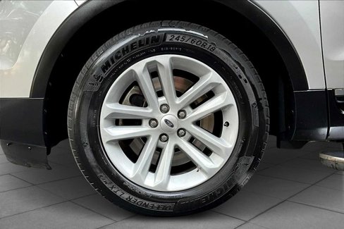 Used 2013 Ford Explorer XLT image 10