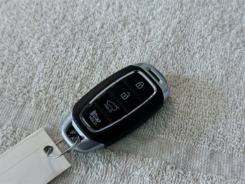 Used 2020 Hyundai Santa Fe SEL w/ Convenience + Premium Package image 29