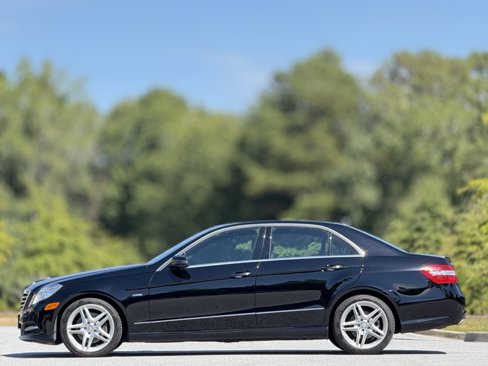 Used 2012 Mercedes-Benz E 350 4MATIC Sedan image 8