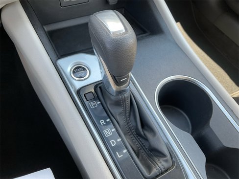 Used 2022 Nissan Altima 2.5 SV image 33
