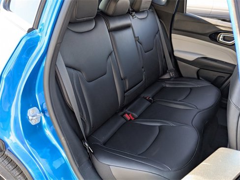 New 2025 Jeep Compass Limited image 19