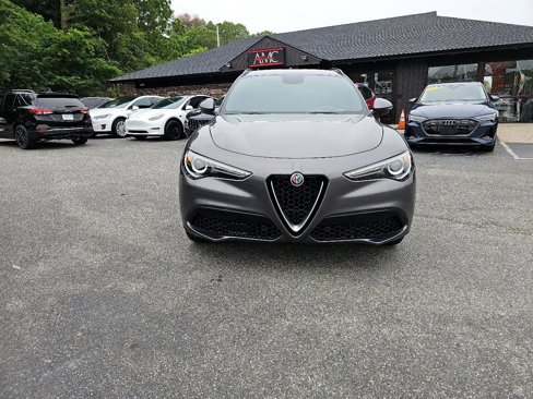 Used 2018 Alfa Romeo Stelvio Ti Sport image 17