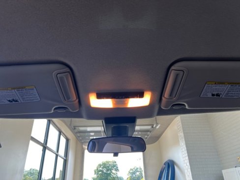 Used 2023 Nissan Kicks SV image 21